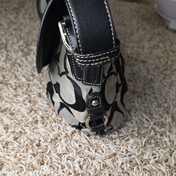 Coach Signaure Bag c1026 f15171 - Picture 6 of 12